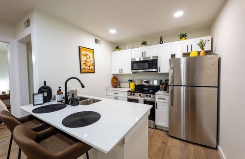 Uptown Apartment | Cozy Quiet1BRM Downtown/Riverwalk/Pearl/Zoo
