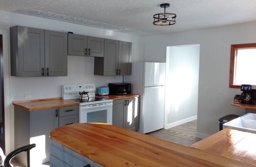 Bruce Mines House | Cozy Quincy: Comfortable stay, near Hwy. 17.