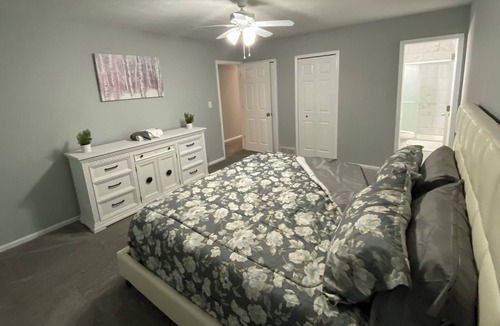 Lyndhurst House | Cozy Ranch Getaway