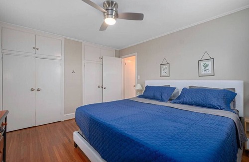 Sheffield Park House | Cozy Ranch Style home with hot tub and fenced yard