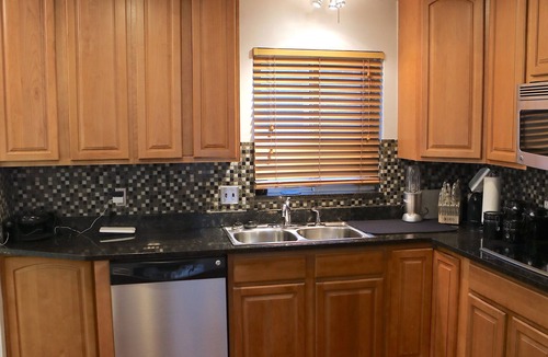 Ferndale House | Cozy Ranch