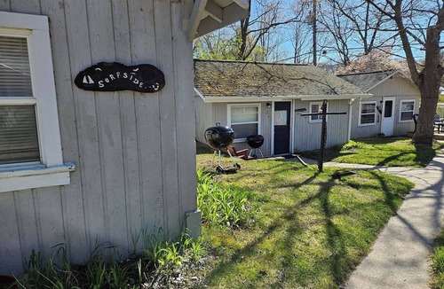 Oscoda Cottage | Cozy Regatta Cottage on Great Lake Huron