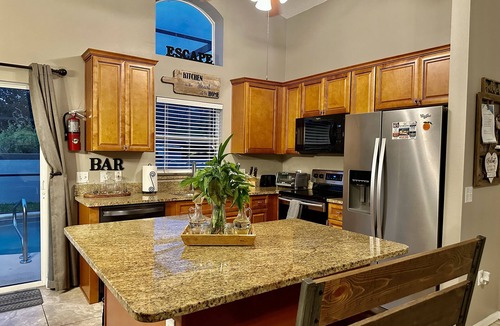 Haines City House | Cozy, Relaxing & Fun Gateway!