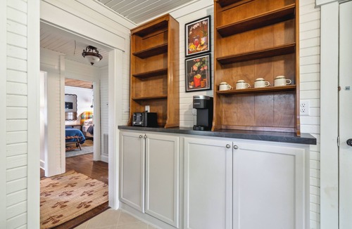 Munford Cottage | Cozy & Renovated 2-Bedroom Cottage in Munford