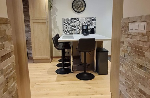 Val de Briey Apartment | Cozy Renovated Duplex Air Conditioning in Briey