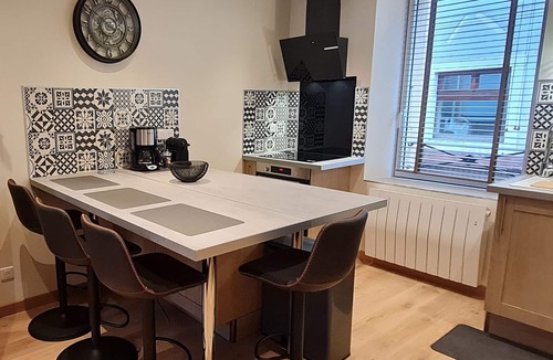 Val de Briey Apartment | Cozy Renovated Duplex Air Conditioning in Briey