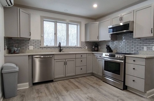 Pittsfield Apartment | Cozy Renovated with 1 parking space