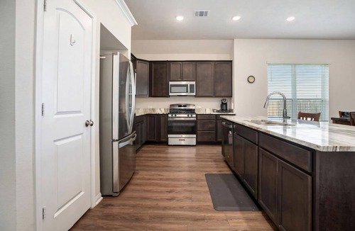 Texas City House | Cozy Retreat 15 mi from Galveston and JSC