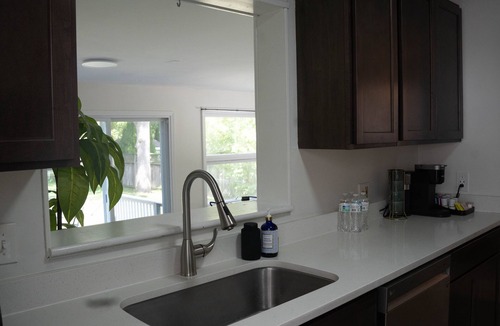 Ann Arbor House | Cozy Retreat 3-Bedroom Downtown Ann Arbor 3min from STADIUM