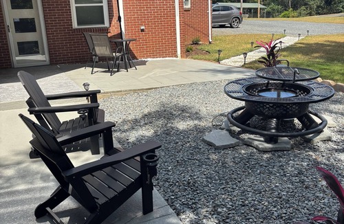 Albemarle House | Cozy Retreat Firepit Steps to Downtown