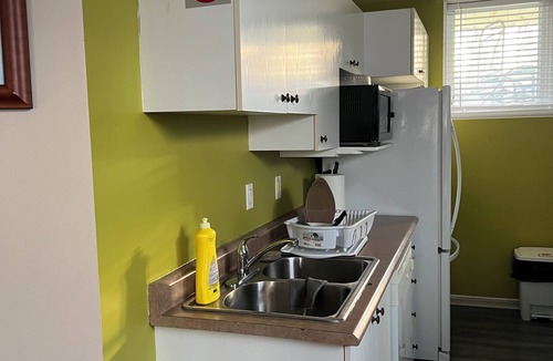 Aylmer Apartment | Cozy retreat In National Capital Region!