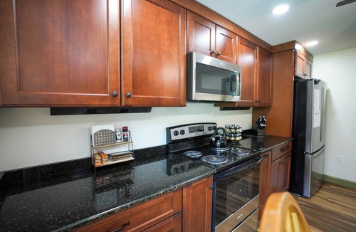 Brockton House | Cozy Retreat, Mountain & River Views, 10 Acres, & Train Service to Jim Thorpe