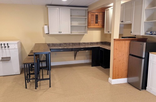 Charlottetown House | Cozy Retreat Near Everything | Clean & Comfortable