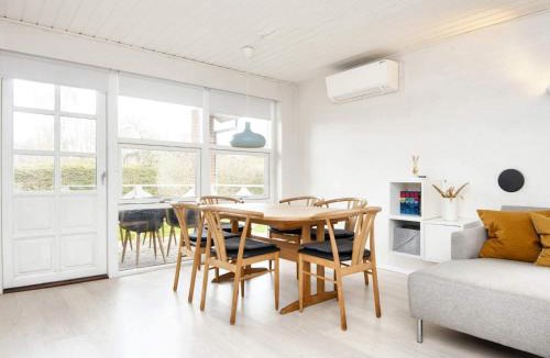 Andkær Vig House | Cozy Retreat near Beach - By Traum Ferienwohnungen
