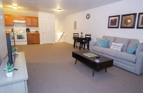 Waynesville Apartment | Cozy Retreat Near Ft. Wood!