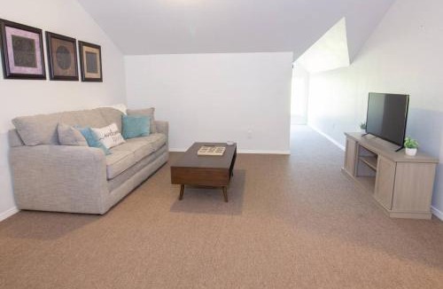 Waynesville Apartment | Cozy Retreat Near Ft Wood!