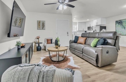 Haltom City House | Cozy Retreat on Dana Drive