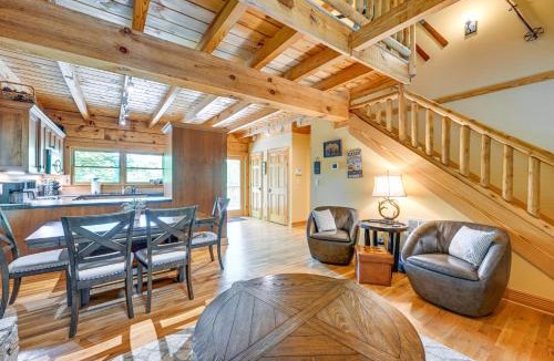 The Mountain Club House | Cozy Retreat w/Deck & Sapphire Resort Access!