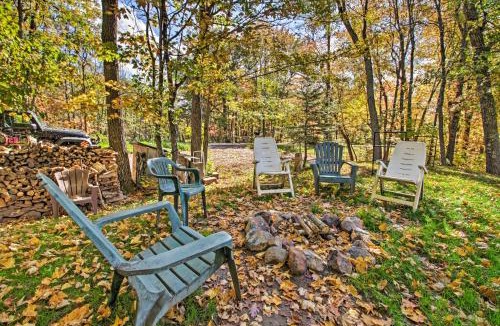 Garrison House | Cozy Retreat w/Fire Pit < 1 Mi to Mille Lacs Lake