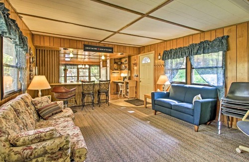 Garrison House | Cozy Retreat w/Fire Pit < 1 Mi to Mille Lacs Lake