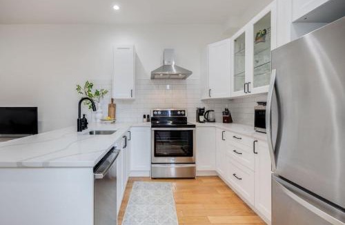 Brockton Village Apartment | Cozy Retreat with 2BR, Smart TV, AC, and Laundry