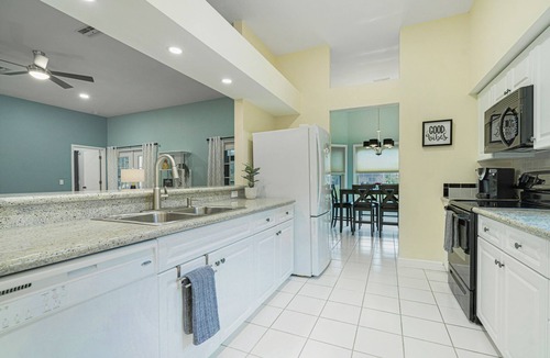 Sarasota House | Cozy Retro Chic Sarasota Home