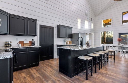 Broken Bow Cabin | Cozy River Getaway W/Heated Pool, Pool Table, Kayaks, Fishing | EV