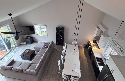 North Grenville House | Cozy River Home