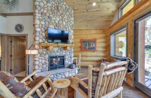 Buena Vista House | Cozy Riverfront Cabin ~ 1 Mi To Buena Vista