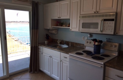 Wells Beach Condo | Cozy Riverside Studio Condo Two Minute Walk To Wells Beachn