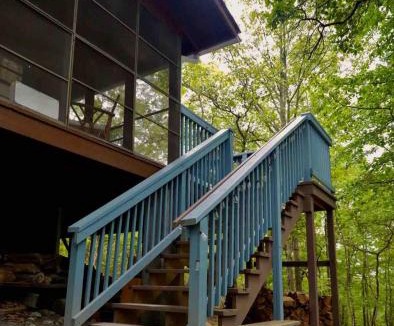 Shenandoah Ski Chalet | Cozy Romantic Cabin with Fire Pit Near Shenandoah NP