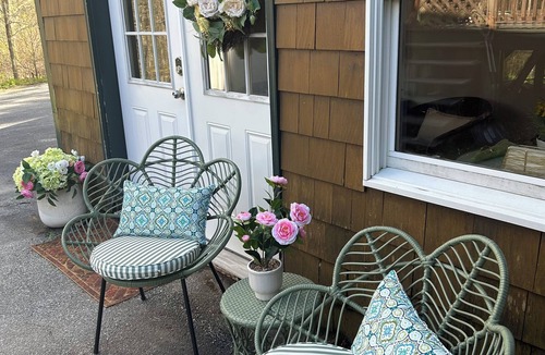 Marlborough Apartment | Cozy Romantic Mountain View studio at the base of Mt Monadnock