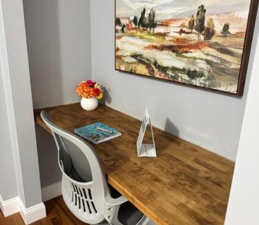 Uniondale Apartment | Cozy Room by Hofstra University