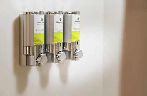 University District Hotel | Cozy Room Perfect for University Visits, w/Tea/Coffee Maker