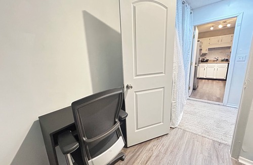 Cedar Hills House | Cozy Room With Private Bathroom in Jacksonville
