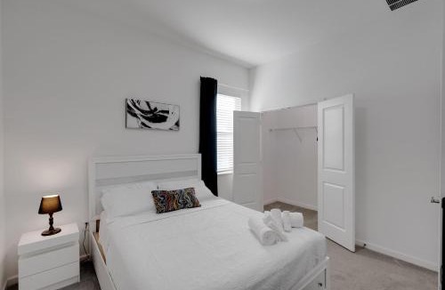 Kissimmee House | Cozy Rooms In An Elegant House