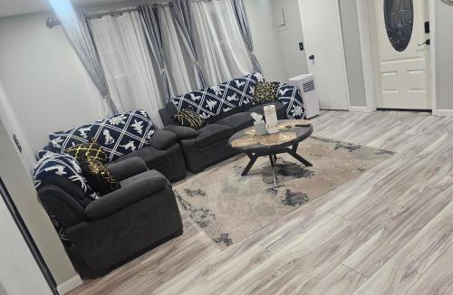 Orchard Park Apartment | Cozy & Roomy Apt close to all