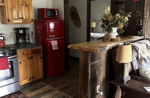 Roscoe Cabin | Cozy Roscoe Lakefront Cabin