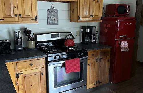 Roscoe Cabin | Cozy Roscoe Lakefront Cabin