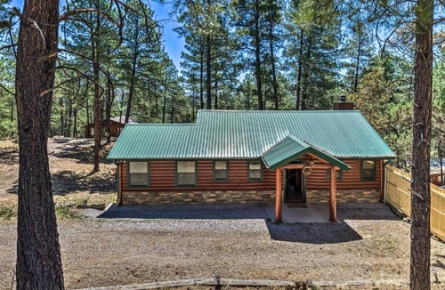 Ruidoso House | Cozy Ruidoso Cabin Retreat w/Private Hot Tub
