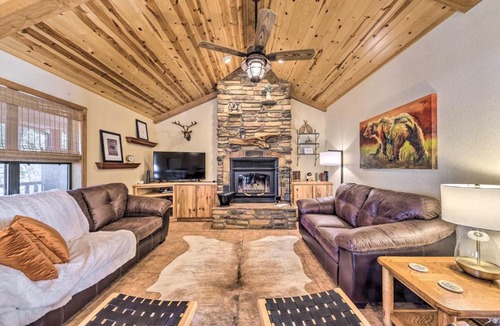Ruidoso House | Cozy Ruidoso Cabin Retreat w/Private Hot Tub