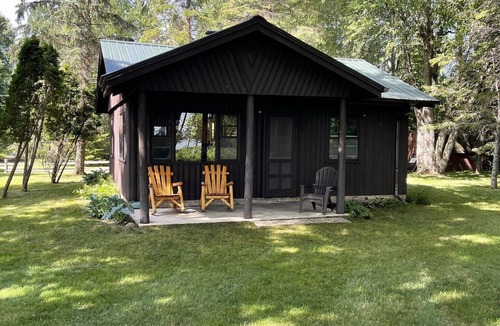 Cheboygan Cabin | Cozy, rustic log cabin on Mullett Lake #6