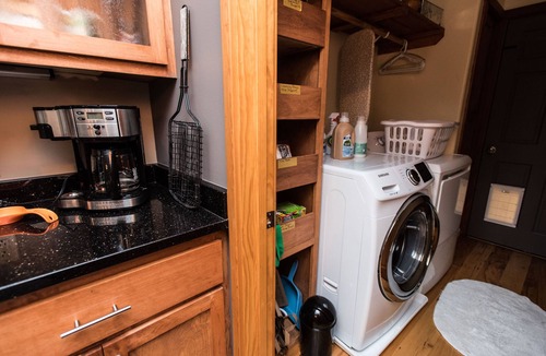 Greater South River City Cottage | Cozy Rustic SoCo Cottage "Excellent Amenities & Location 5 Star" AskAbout3+Month