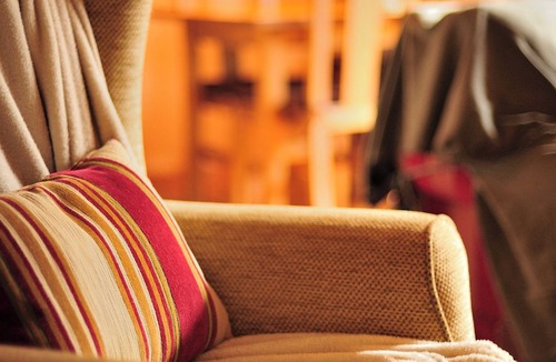 Garos Apartment | Cozy rustic style apartment in Garòs near Baqueira by Eth Flòc