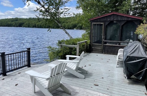Fitzwilliam Cabin | Cozy, Rustic Summer Cabin on Clean Lake
