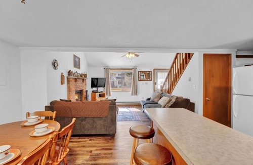 Pocono Lake House | Cozy - Rustic - Romantic