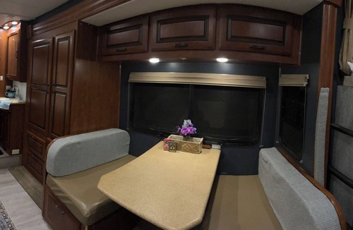 Marietta House | Cozy RV in Lovely Marietta with WiFi