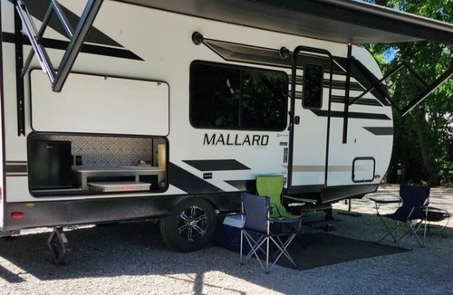 Lake Catherine House | Cozy RV in our land with boat/jet-skies access.