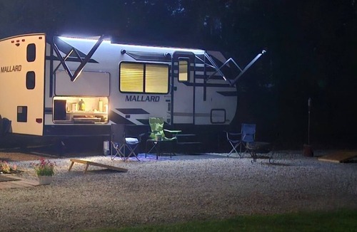 Lake Catherine House | Cozy RV in our land with boat/jet-skies access.