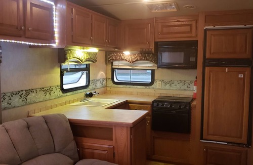 Carrizo Springs House | Cozy RV Living